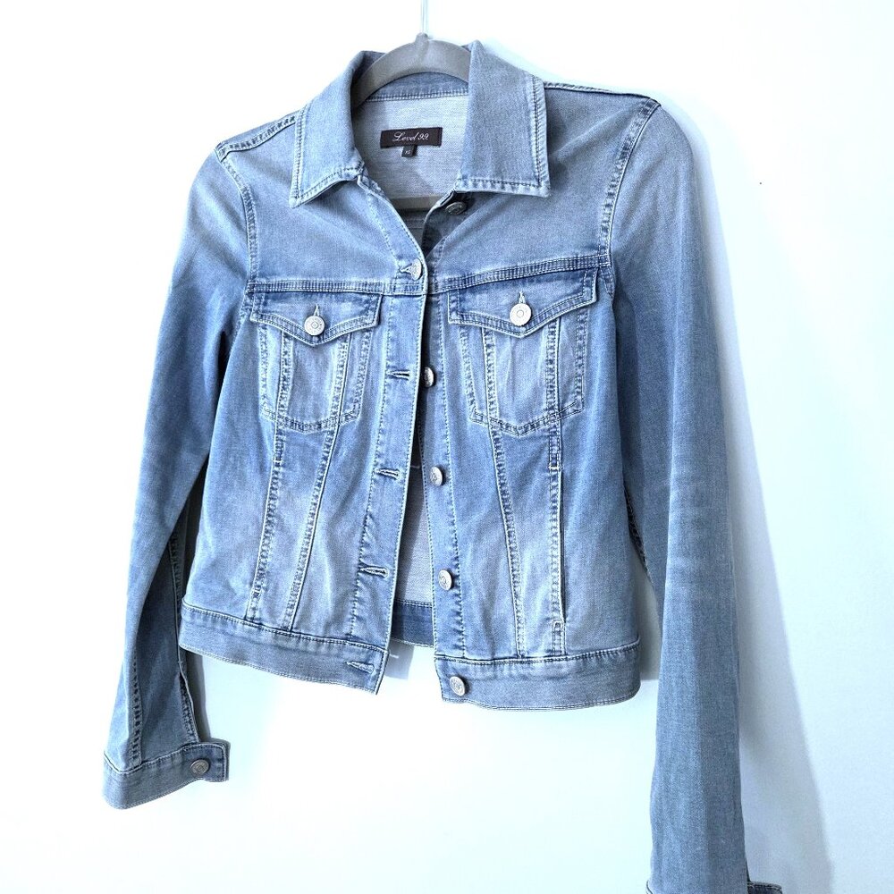 NWOT Level 99 Light Blue Denim Jean Jacket